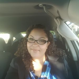 Meet your Posher, Simone